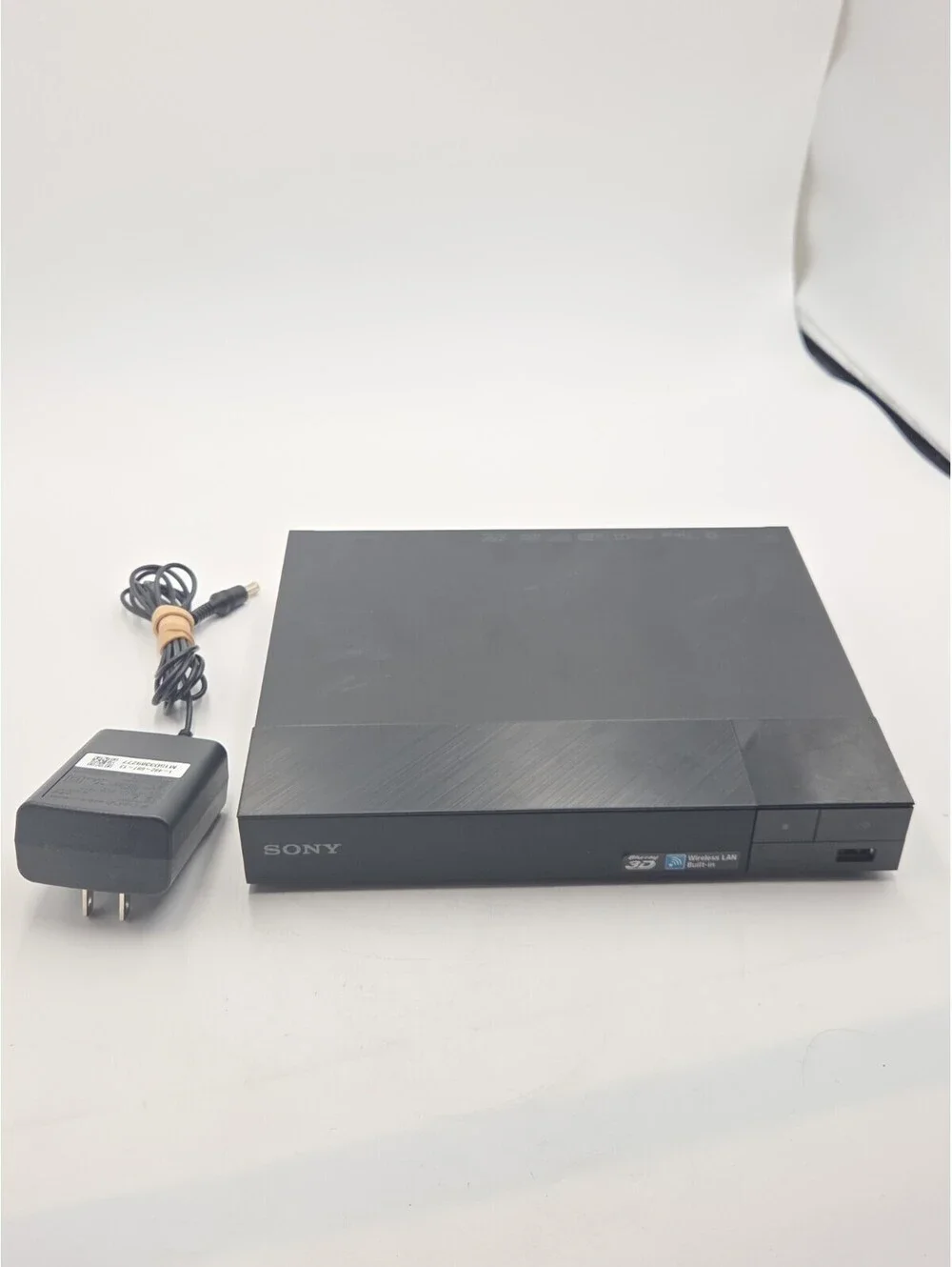 Sony BDP-S5500 3D Blu-ray DVD Player Built-In WiFi w/ Power Adapter No Remote